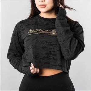 Alphalete Oversized Long Sleeve Crop